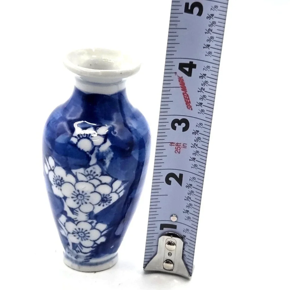 Vintage‎ Miniature Blue and White Cherry Blossom Vase 4